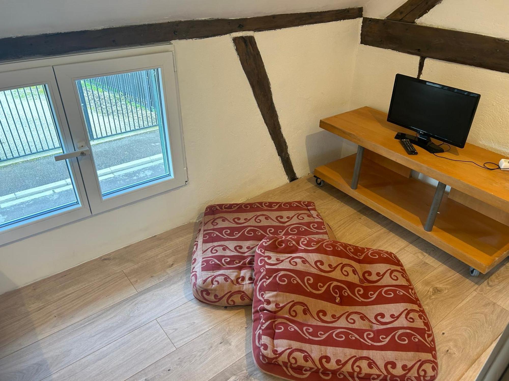 Apartmán Au Bouquet Troyen - Wifi - Calme Et Tranquillite Troyes Exteriér fotografie