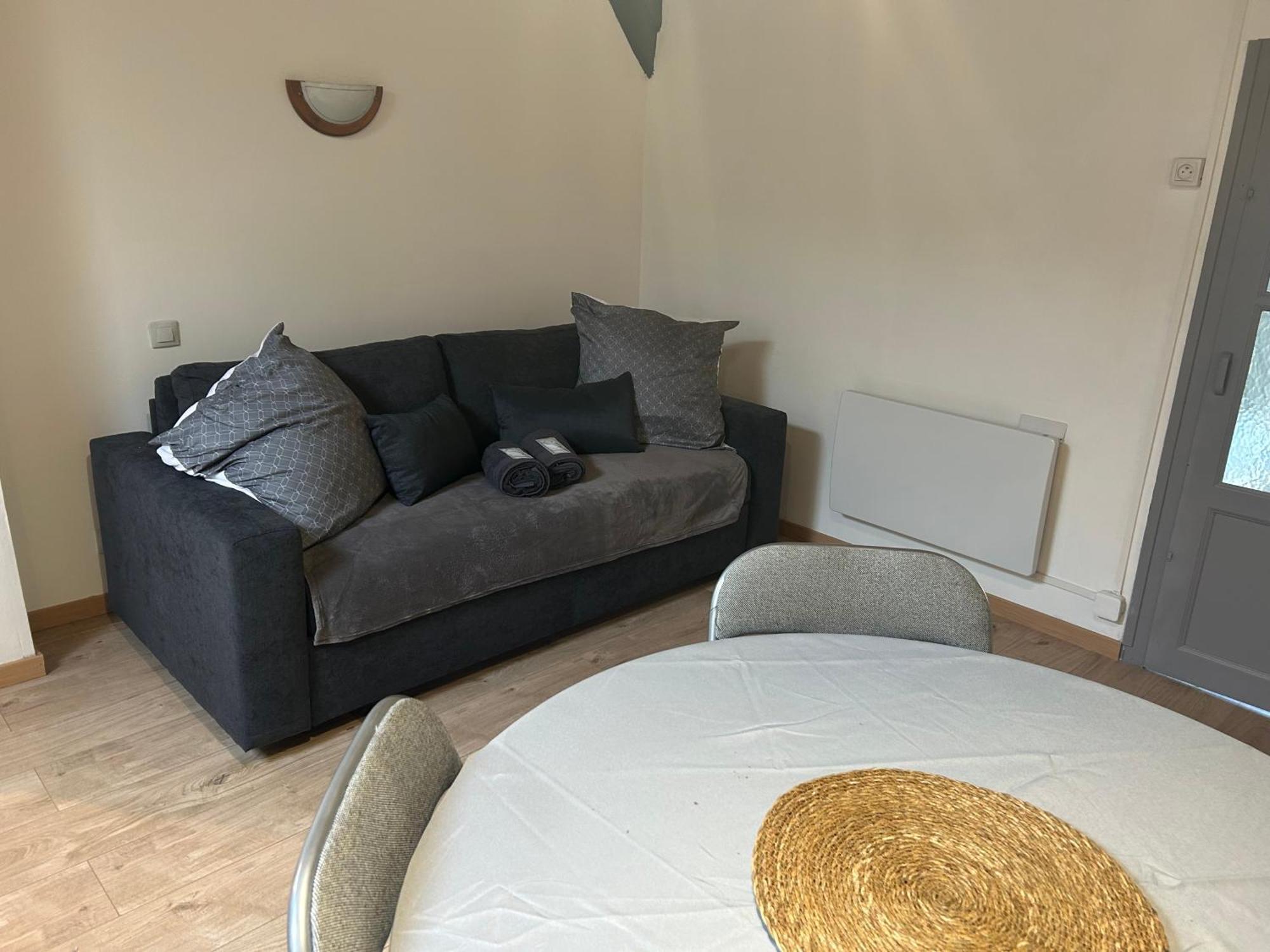 Apartmán Au Bouquet Troyen - Wifi - Calme Et Tranquillite Troyes Exteriér fotografie